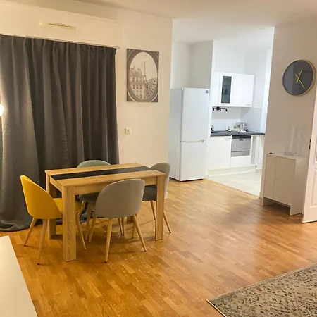 Appartement 2 Pieces Pres Du Canal St-martin